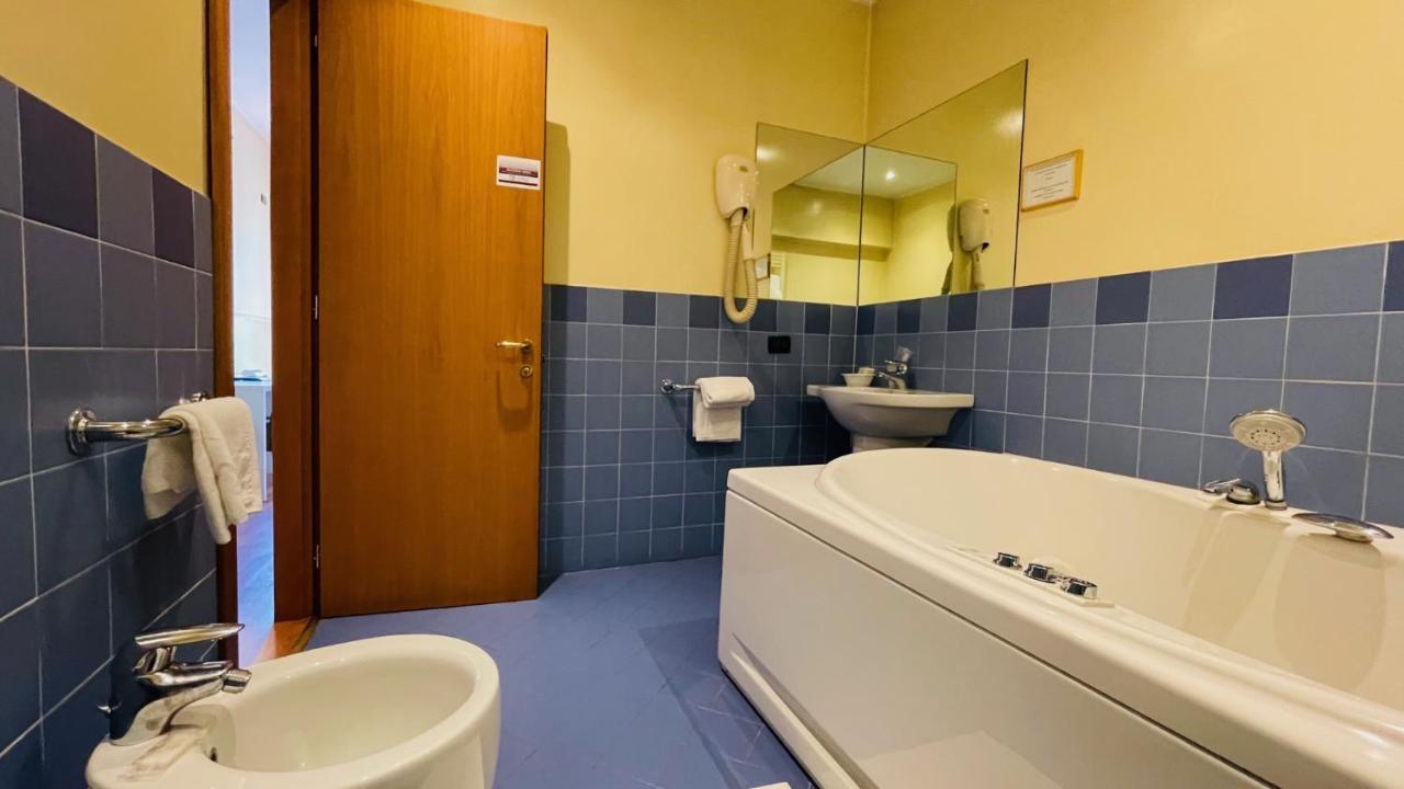 Hotel Orzihotel 3*
